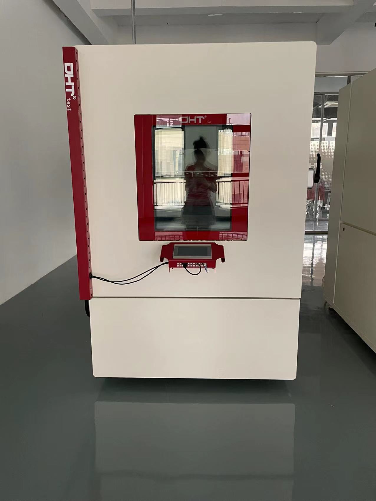 為什么電氣設(shè)備需要做高低溫濕熱試驗？